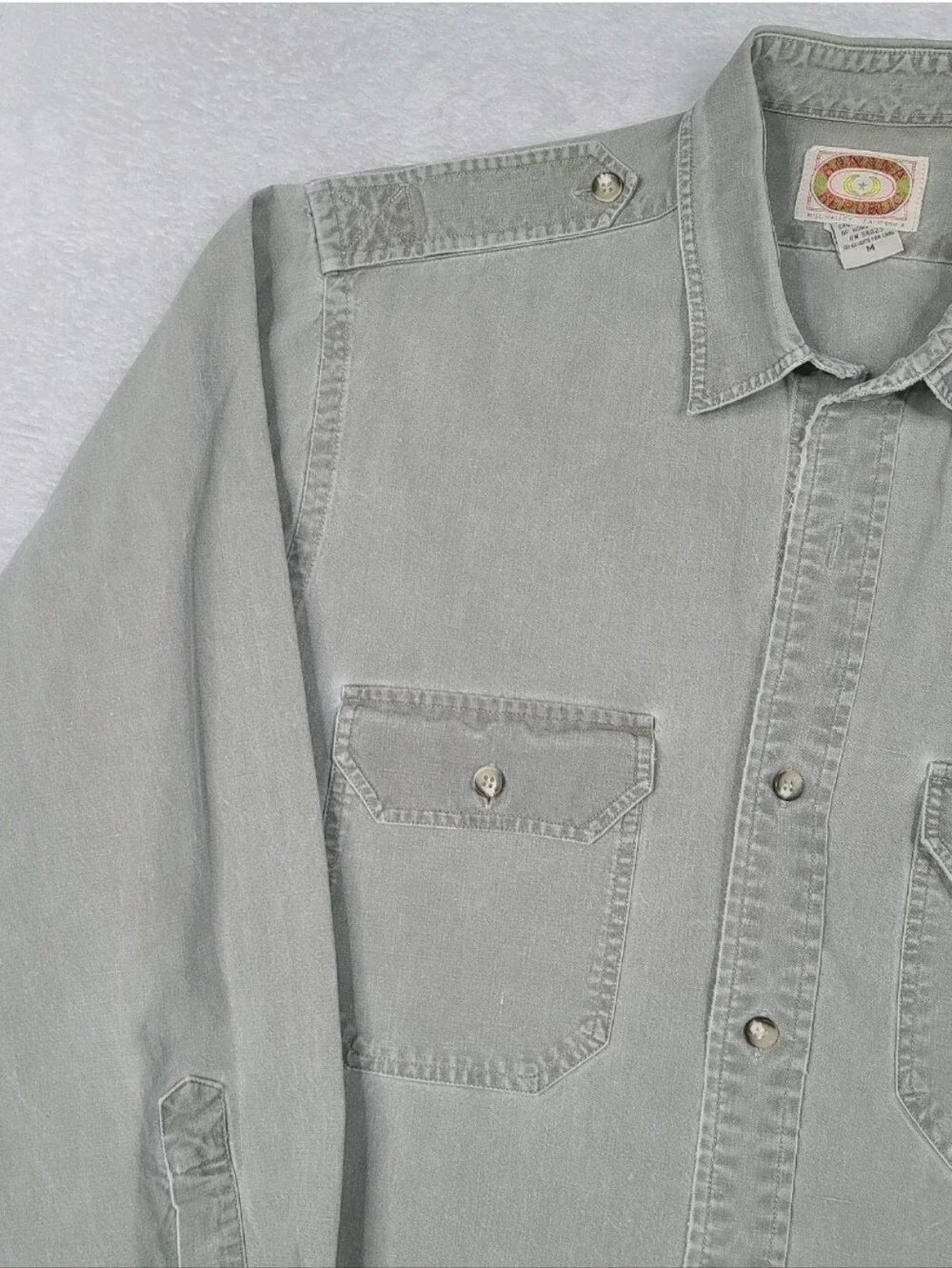 Vintage Banana Republic Mill Valley 80s Safari Shirt Sage Green-Gray Hong Kong M